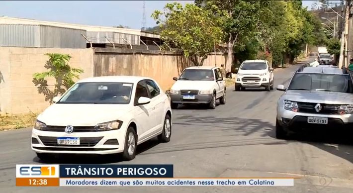 O problema é no cruzamento da avenida Nossa Senhora da Penha com a rua Nivercilio Batista do Nascimento, no bairro Honório Fraga; prefeitura diz que vai reforçar a sinalização