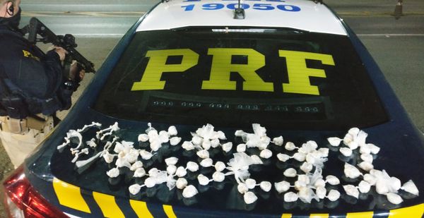Drogas apreendidas em perseguição na BR 101, na Serra