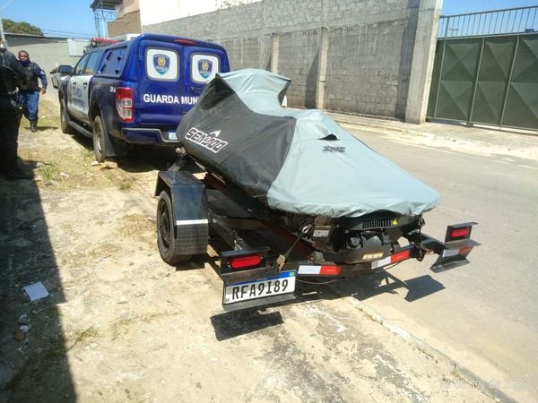 Jet Ski roubado em Minas Gerais é encontrado pela Guarda de Vila Velha