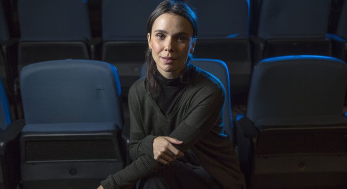 Repaginada especialmente para a data, a série 'Nada Será Como Antes?' agora será apresentada em formato de filme, na faixa do Supercine deste sábado (19)
