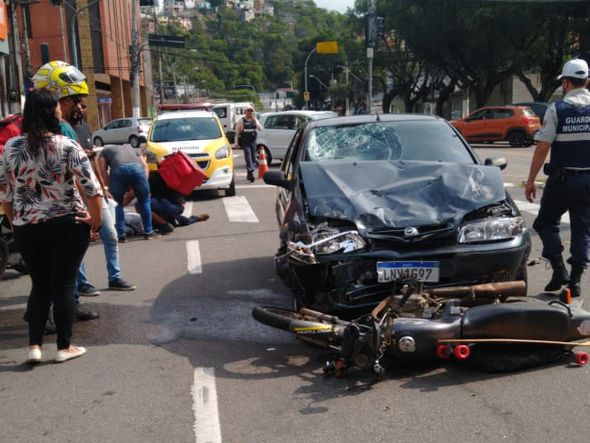 Acidente grave em Vitória por André Costa