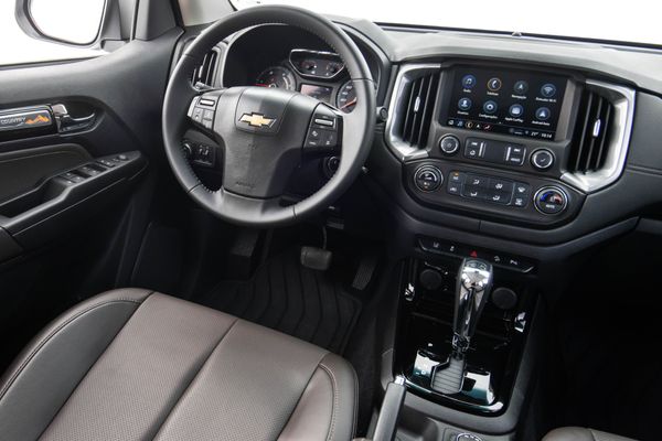 Em termos de estilo, todas as versões da S10 da Chevrolet ganharam um design frontal mais imponente