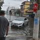 Chuva no ES: rua Cristóvão Colombo, em Vila Velha, fica alagada