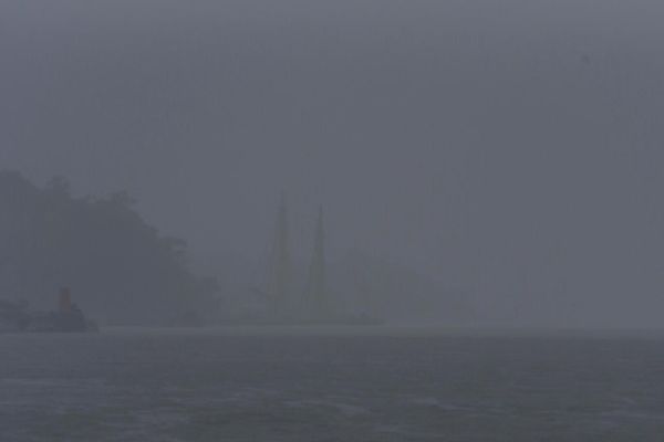 O capixaba enfrentou chuva e vento na manhã de hoje em Vitória por Vitor Jubini