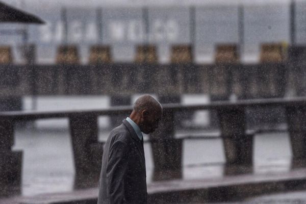 O capixaba enfrentou chuva e vento na manhã de hoje em Vitória por  Vitor Jubini