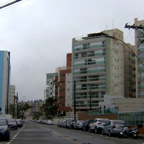 Após beber vinho com Cristiane Costa Teixeira, de 38 anos, a vítima desmaiou e teve os pertences e veículo levados do apartamento onde mora em Jardim Camburi