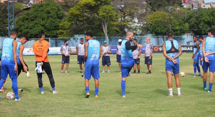 Após derrota na estreia, Alvianil precisa de um triunfo para mostrar força na competição nacional
