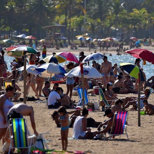 Atualização do Painel Covid-19 na tarde desta quarta-feira (21) traz 1.162 novos infectados no Espírito Santo em um período de 24 horas. Especialistas acreditam que alta tem relação com mudança de comportamento dos capixabas