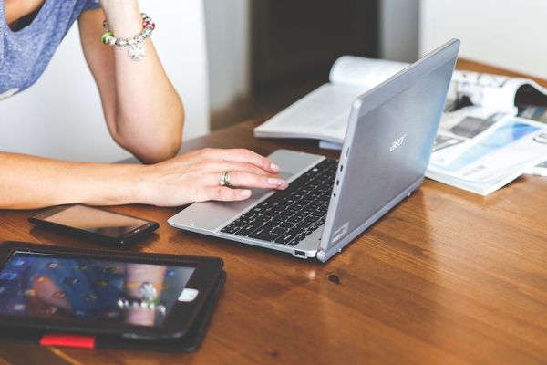 Mulheres empreendedoras poderão fazer curso do Ifes pela internet