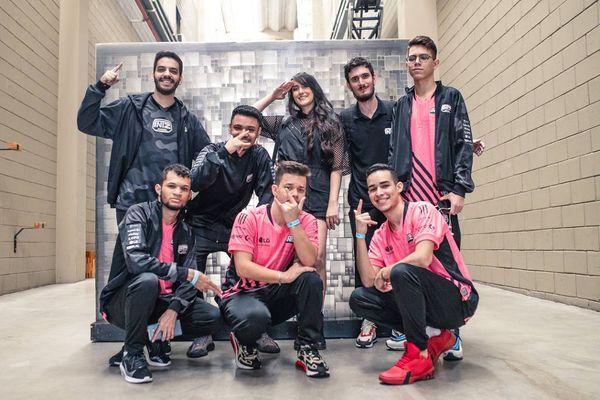 Time de gamers INTZ