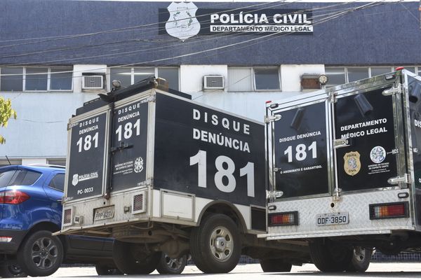 Assassinatos da Ilha Dr Américo