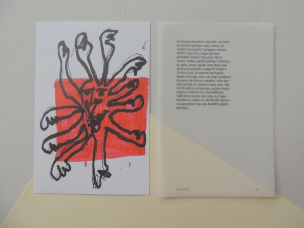 Parte do livro-objeto "Descaroço" por Sarah Bichara