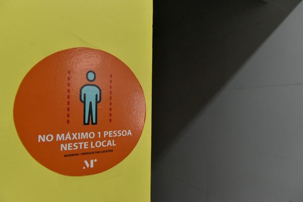 Escolas adotam medidas de segurança para volta às aulas por Fernando Madeira