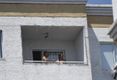 Advogado esfaqueia homem durante surto em condomínio na Serra; PM, Bombeiros e Tropa de Choque acompanham ocorrência(Vitor Jubini)