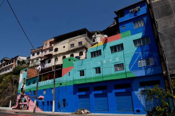 Após o aterro a Ilha do Príncipe deixou de ser ilha e passou a ter uma nova relação visual com o entorno por Carlos Alberto Silva