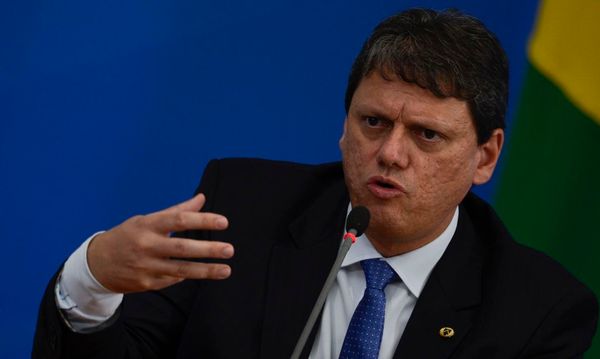 Tarcísio de Freitas é ministro da Infraestrutura
