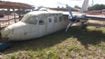 Aeronave Aero Commander abandonada em área próxima à mata do Aeroporto de Vitória(Foto do internauta/Yanez Luis Cibien)