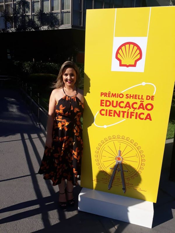 Professora Júlia Raquel Peterle Monteiro de Barros, vencedora do Prêmio Shell