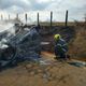 Imagem - Carro capota e pega fogo em estrada no interior de Nova Venécia