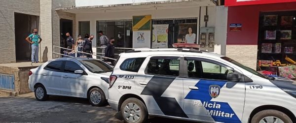 Mandados de busca e apreensão sendo cumpridos na Operação Lícita Ação por Divulgação/MPES
