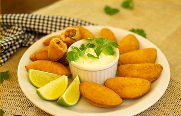 Risoles de camarão do Rei do Baião, em Conceição da Barra