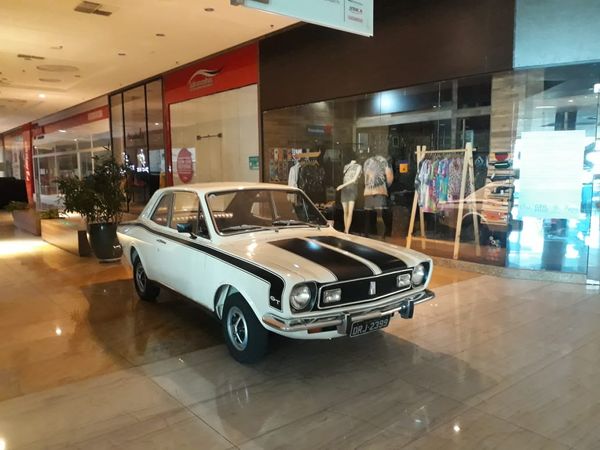 Corcel Gt 1974 por Fernando Menesez
