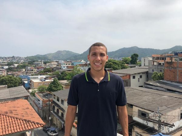 Passarinho Filho vai concorrer a vereador de Vitória com o apoio e orientação do pai, Gilmário Passarinho