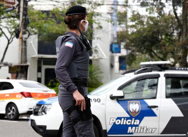Policial militar feminina
