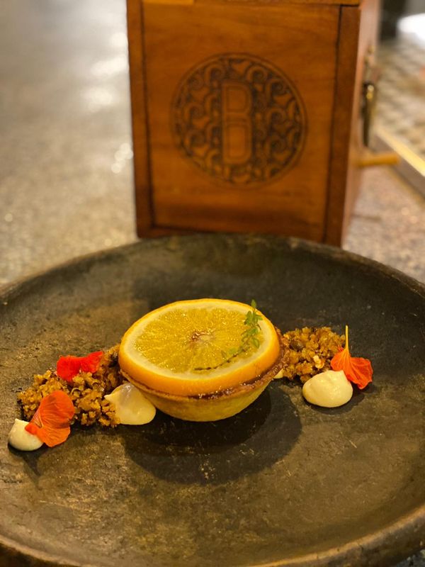 Tartelete de chocolate com laranja, do Barlavento
