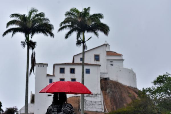 Missa em honra à Nossa Senhora Aparecida por Fernando Madeira