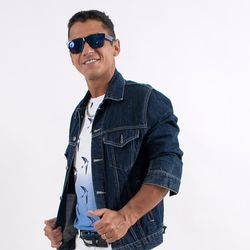 MC Leozinho