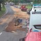 Imagem - Óleo vaza de ônibus e avenida é parcialmente interditada em Vitória