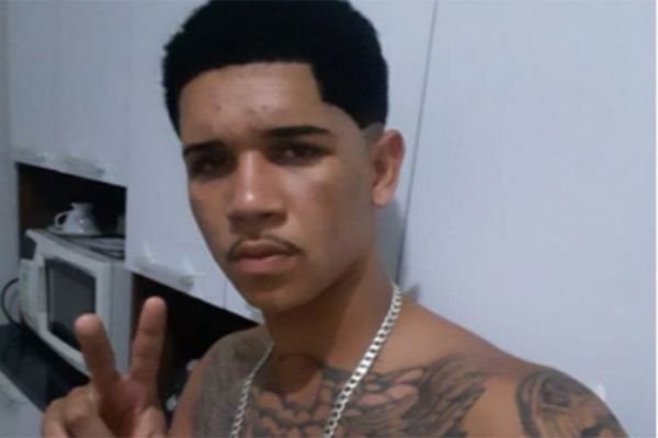 Caio Conceição da Silva, 19 anos, morreu em acidente de moto