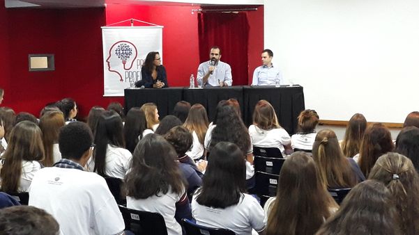 Fundamentais no processo de educação, os materiais didáticos também vão passar por alterações