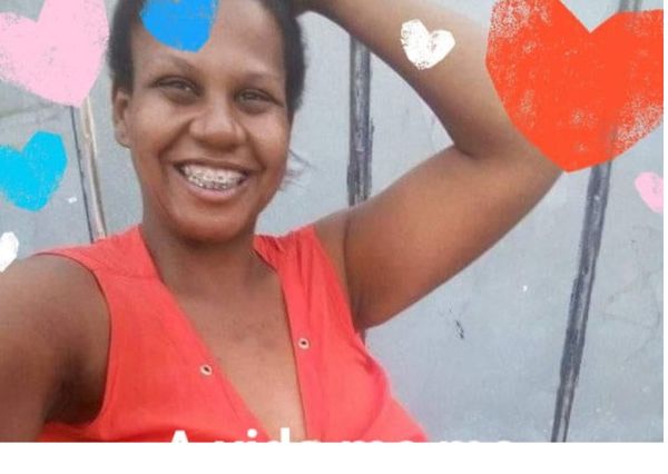 Valquíria Amorim da Silva, 26 anos, estava grávida de sete meses e foi morta a tiros, em Linhares