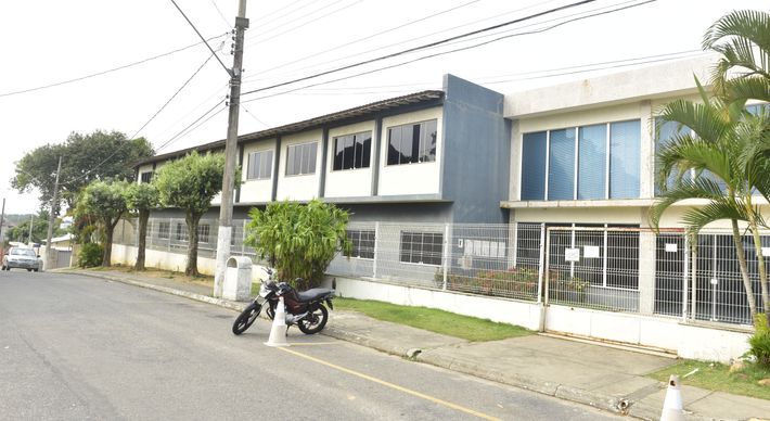 Seleções têm como objetivo preencher cargos temporários nas áreas da Educação e Saúde; veja como participar