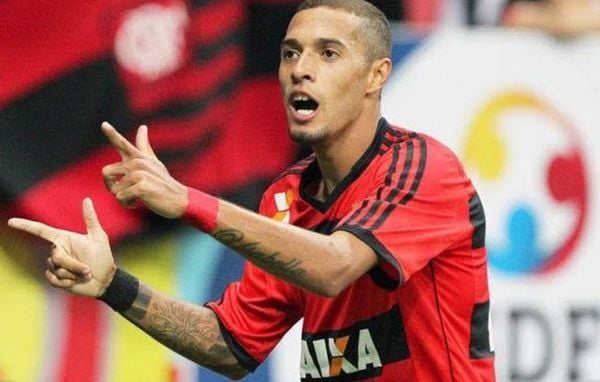 Com passagem pelo Flamengo, Paulinho chega para reforar o Rio Branco no Capixaba de 2020