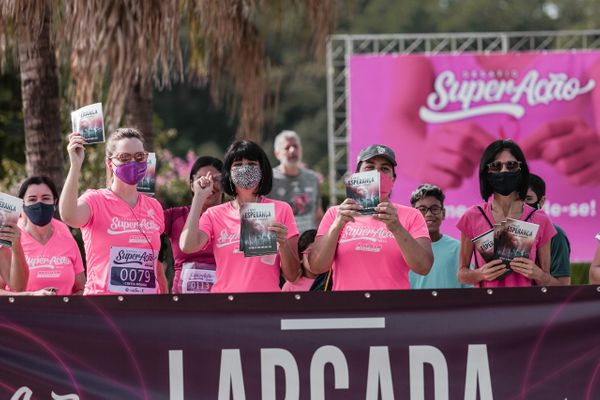 Corrida em prol do Outubro Rosa, Desafio Superação mobilizou mais de 500 mulheres no Espírito Santo

