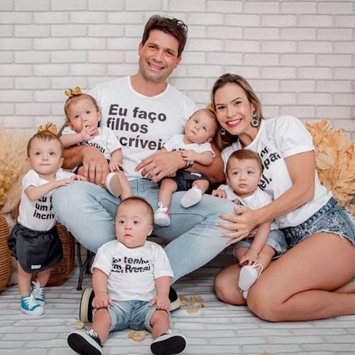 A reportagem de A Gazeta conversou com Mariana Mazzeli, mãe dos bebês, que contou um pouco sobre como estão os quíntuplos. Eles já têm um ano e quatro meses de vida