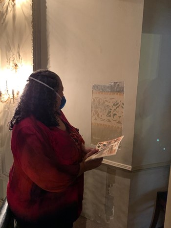 Grande parte das pinturas encontradas nas prospecções do Theatro Carlos Gomes era feita com uma técnica chamada de estêncil