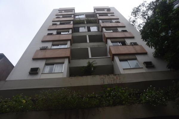  Defesa Civil faz avaliação em apartamento  que pegou fogo na Praia do Canto  por Vitor Jubini