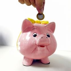 Veja dicas práticas para construir uma relação saudável com as finanças desde a infância e preparar as crianças para uma vida próspera