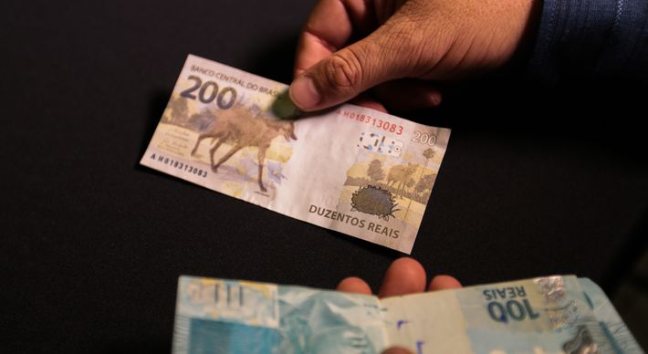 Medida Provisória (MP) 936 possibilitou, durante a pandemia, a suspensão ou a redução de jornada como forma de salvar empregos, mas não há entendimento sobre como afetará o pagamento do benefício