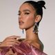 Imagem - Bruna Marquezine cai do salto e lembra Salete, de 'Mulheres Apaixonadas', em estreia como youtuber