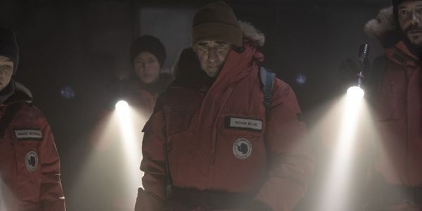 Com direção e roteiro de Jorge Dorado e David Pastor, 'The Head: Mistério na Antártida' é tensa e divertida.