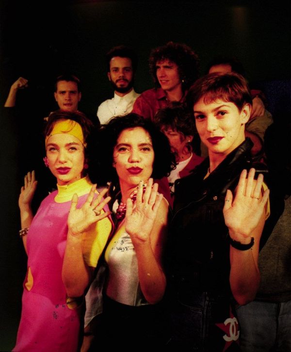 Televisão: da esq. para dir., as apresentadoras Daniela, Astrid Fontenelle e Maria Paula, na época da inauguração da MTV, em 1990