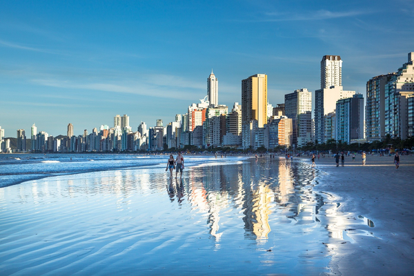 Santa Catarina reserva praias para diversos gostos e estilos . Crédito: Pixabay