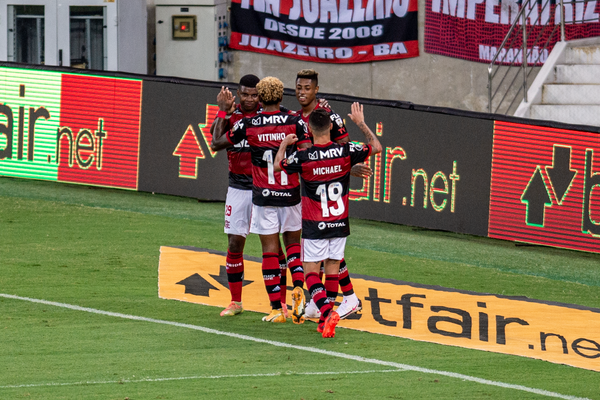 O atacante capixaba Lincoln marcou o segundo gol da vitória do Flamengo