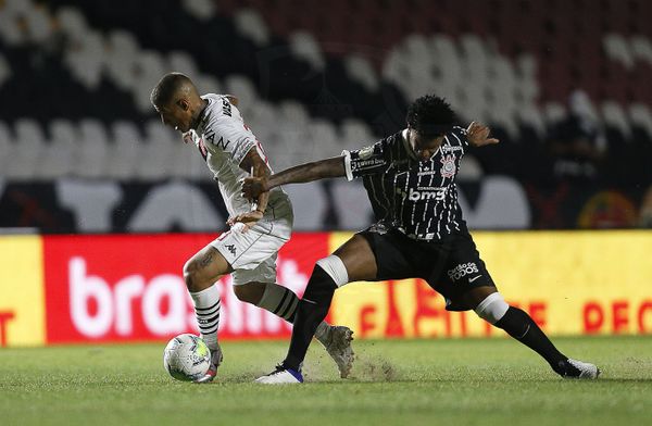 Vasco perdeu para o Corinthians e se complicou ainda mais na competição