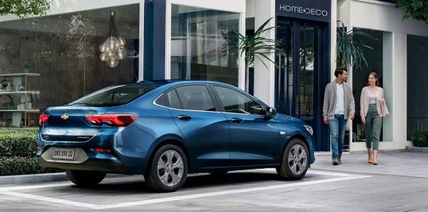 O porta-malas do Chevrolet Onix Plus tem capacidade de 469 litros